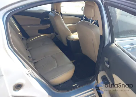 2013 Chrysler 200 Limited z USA, uszkodzony, nr VIN 1C3CCBCG2DN607829